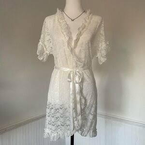 In Bloom by Jonquil - White Ivory Floral Lace Ribbon Belt Wrap Robe